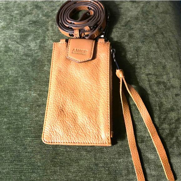 Aimee Kestenberg‎ Leather Phone Crossbody with Strap Pebbled Brown - Picture 1 of 16